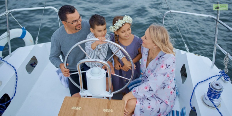 Dreaming About Vacation With People