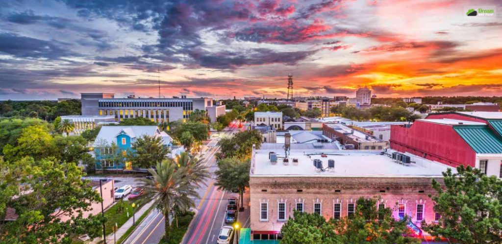 Moving To Sunshine State? The Best Places To Live In Florida