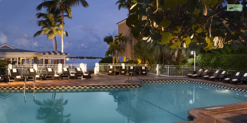 Pier House Resort And Spa