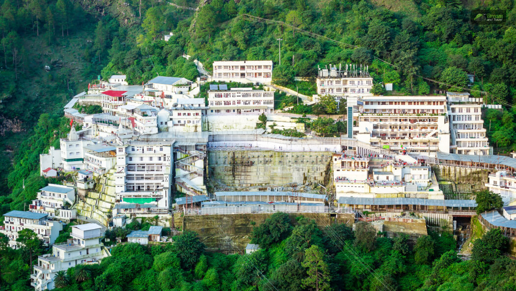 Top 5 Famous Temples in India: Know The Indian Culture and Heritage