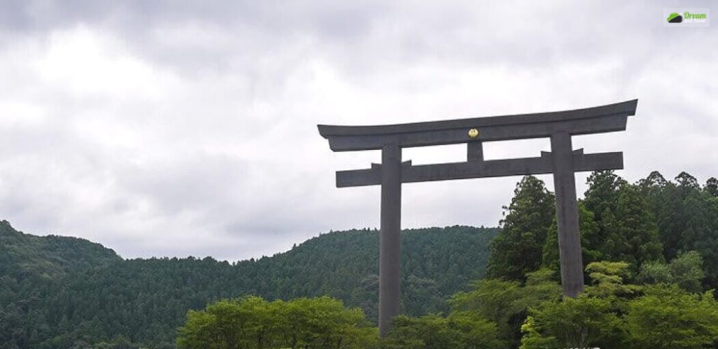 When should you visit to get the best weather