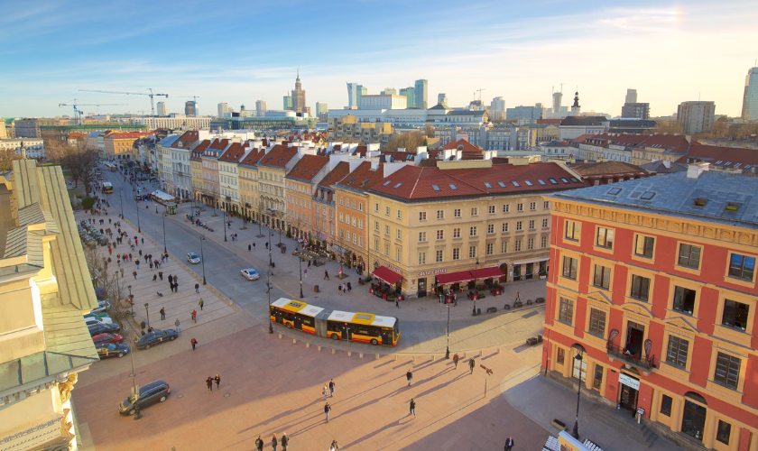 Hidden Gems and Popular Spots: Top Things to Do in Warsaw